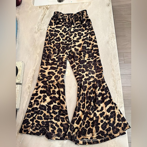 Cheetah print flare leggings girls MEDIUM - Picture 1 of 3